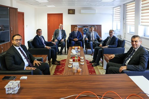 VALİMİZ SAYIN ATİLLA TOROS, HÂKİMLER VE SAVCILAR KURULU MÜFETTİŞLERİ ZİYA CAN GÜNDOĞAN VE CAHİT ÇETİNSAĞ’I ZİYARET ETTİ