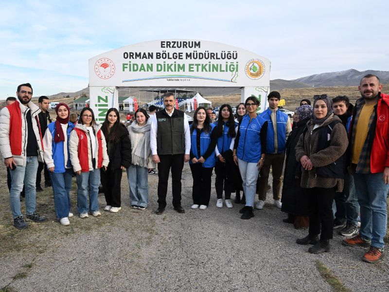 “Hastaya Kan, Ormana Can” Projesi Kapsamında Fidan Dikim Etkinliği Gerçekleştirildi