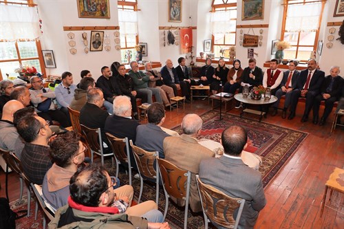 Sayın Valimiz, Söyleşi - Nurettin Topçu, Felsefe Okulu ve Eğitim programına katıldı