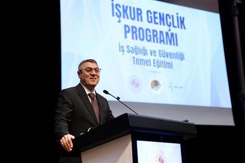 VALİMİZ SAYIN ATİLLA TOROS, "MERSİN ÜNİVERSİTESİ – İŞKUR GENÇLİK PROGRAMI"NIN AÇILIŞ TÖRENİNE KATILDI