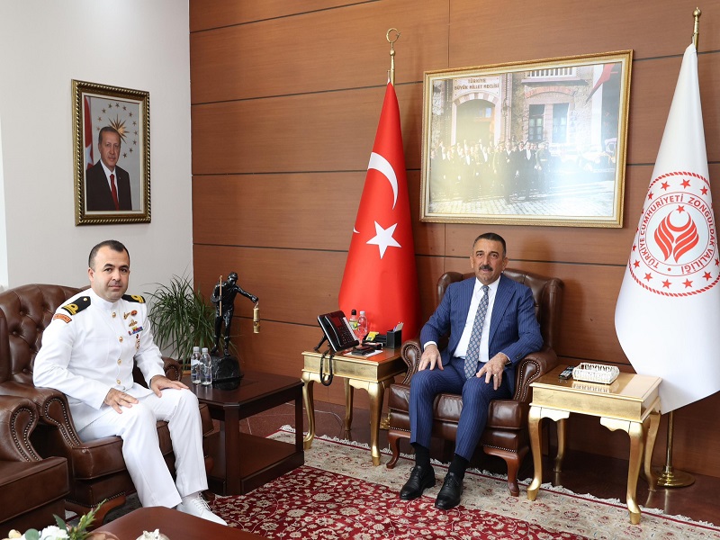 TCSG-86 Bot Komutanı Olarak Atanan Üsteğmen Caner Erken, Vali Osman Hacıbektaşoğlu’nu Ziyaret Etti