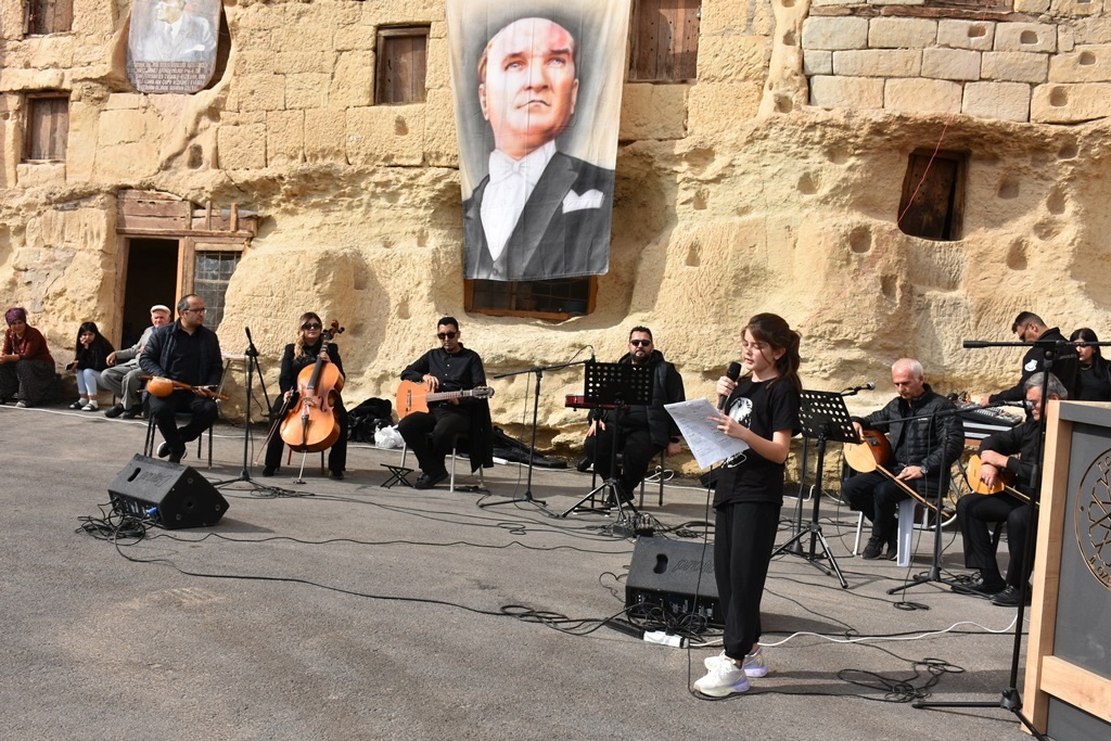 Gazi Mustafa Kemal Atatürk Ata Yurdu Olan Taşkale’de Düzenlenen Törenlerle Anıldı