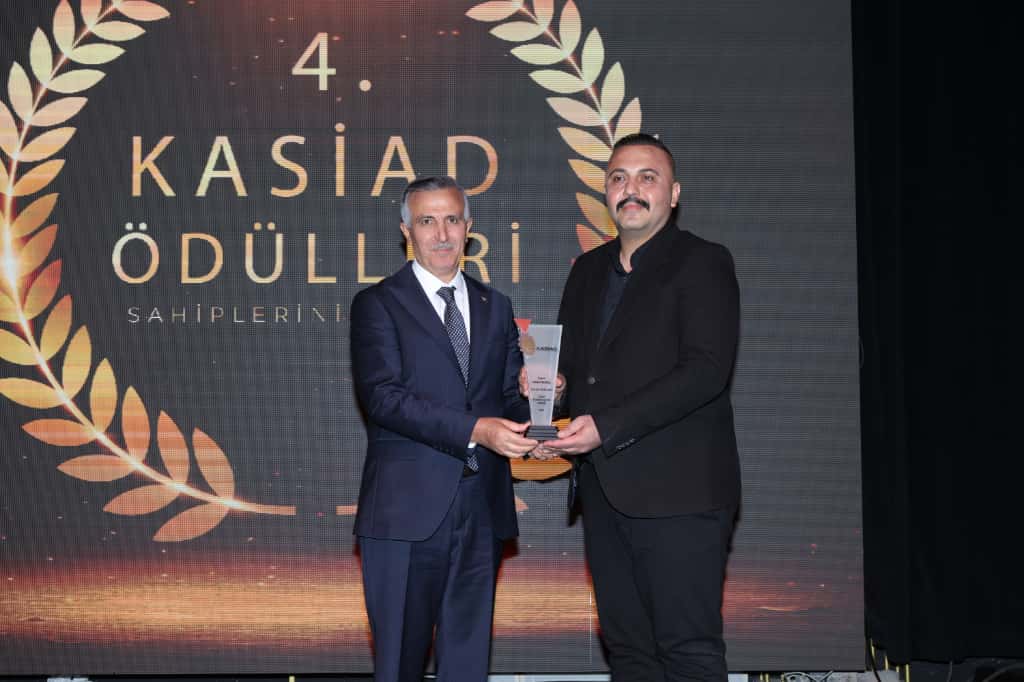 Vali Ünlüer, 4. KASİAD Ödülleri Törenine Katıldı