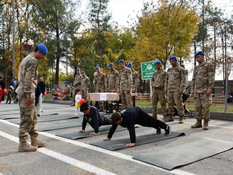 Jandarmadan Öğrencilere Eğlenceli Ara Tatil Etkinliği