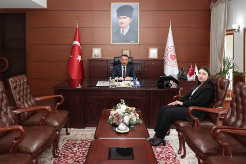 Vali Osman Hacıbektaşoğlu Kübra Demirer’i Makamında Kabul Etti