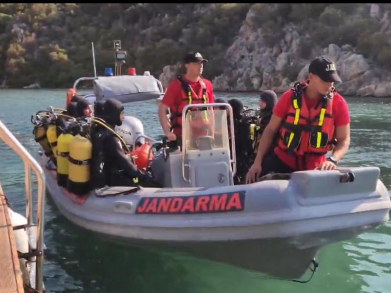 Jandarma’dan Derin Görev: 40 Metrede Sualtı Tatbikatı