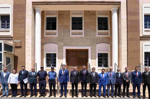 VALİMİZ SAYIN ATİLLA TOROS, MEZİTLİ KAYMAKAMLIĞINI ZİYARET ETTİ