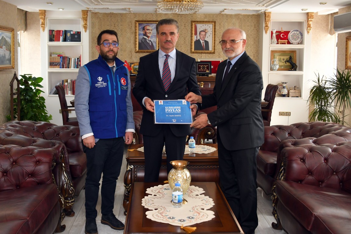 Valimiz Aydın Baruş ‘Kurbanını Paylaş, Kardeşinle Yakınlaş’ Kampanyasına Katıldı