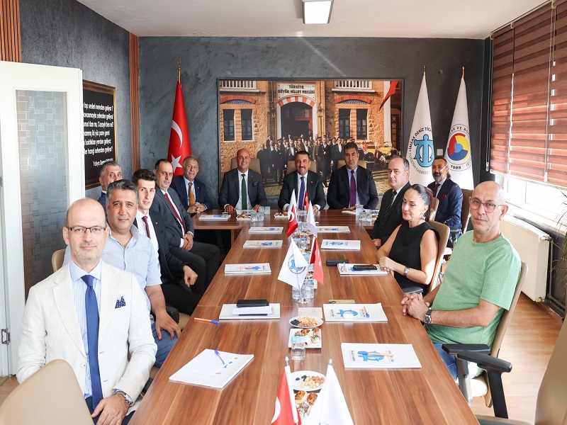 Vali Osman Hacıbektaşoğlu, Kdz. Ereğli Deniz Ticaret Odası Başkanı Oğuz Ünlüer ve Yönetim Kurulunu Ziyaret etti