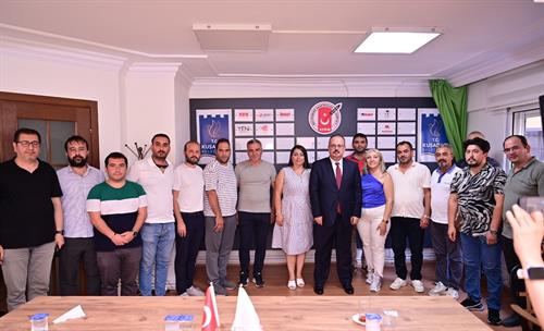 Valimiz Yakup Canbolat Aydın Büyükşehir Gazeteciler Cemiyetini Ziyaret Etti