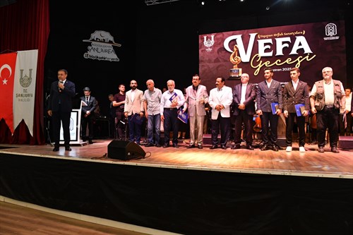 Yaşayan Urfalı Sanatçılara Vefa Gecesi