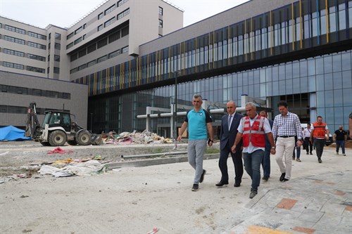 Vali Erol, Ordu Şehir Hastanesi İnşaatında İncelemelerde Bulundu