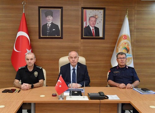 2025 EYLÜL AYINDA KOLLUK GÜÇLERİMİZ TARAFINDAN GERÇEKLEŞTİRİLEN ASAYİŞ VE GÜVENLİK UYGULAMALARINA DAİR GÜNCEL VERİLERE İLİŞKİN BASIN AÇIKLAMASI