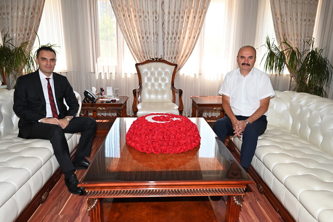 Vergi Mahkemesi Başkanı Ekrem Selvi’den Valimiz Ekrem Canalp’e Veda Ziyareti