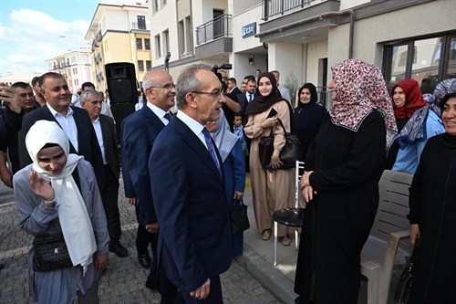 Battalgazi Bahçebaşı 5. Etap TOKİ Konutlarının Anahtar Teslim Töreni Gerçekleştirildi