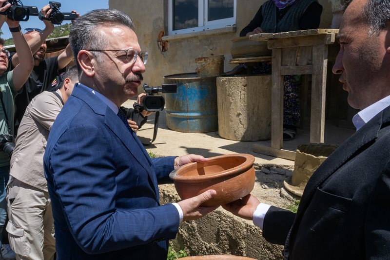 Valimiz Sayın Hüseyin Aksoy, Mihalıççık ilçesine bağlı Sorkun Köyünü ziyaret etti.