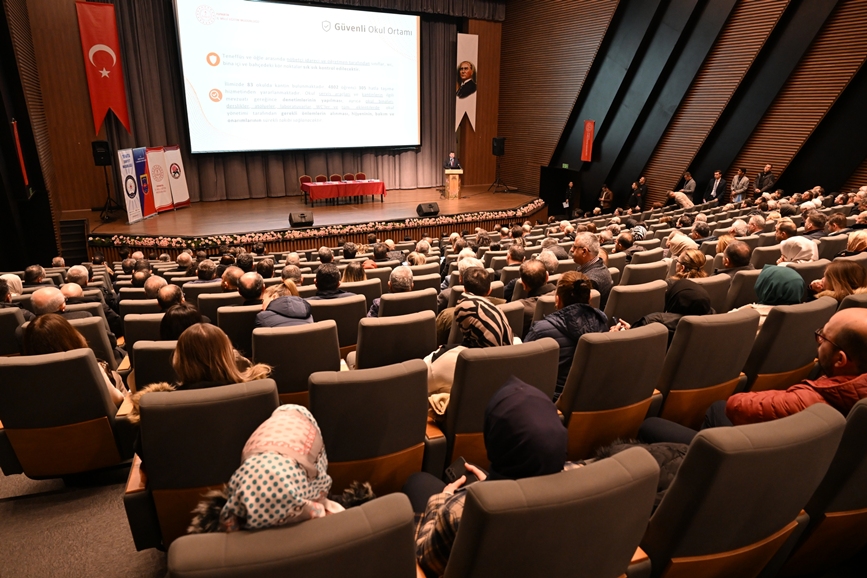 Vali Erin Eğitim Toplantısında Önemli Açıklamalar Yaptı