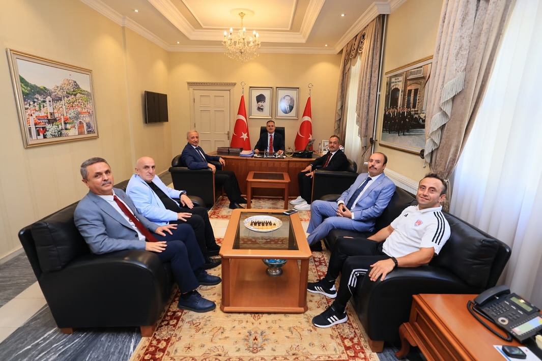 Cennet Muğla’mıza Modern Çim Hokey Sahası Müjdesi