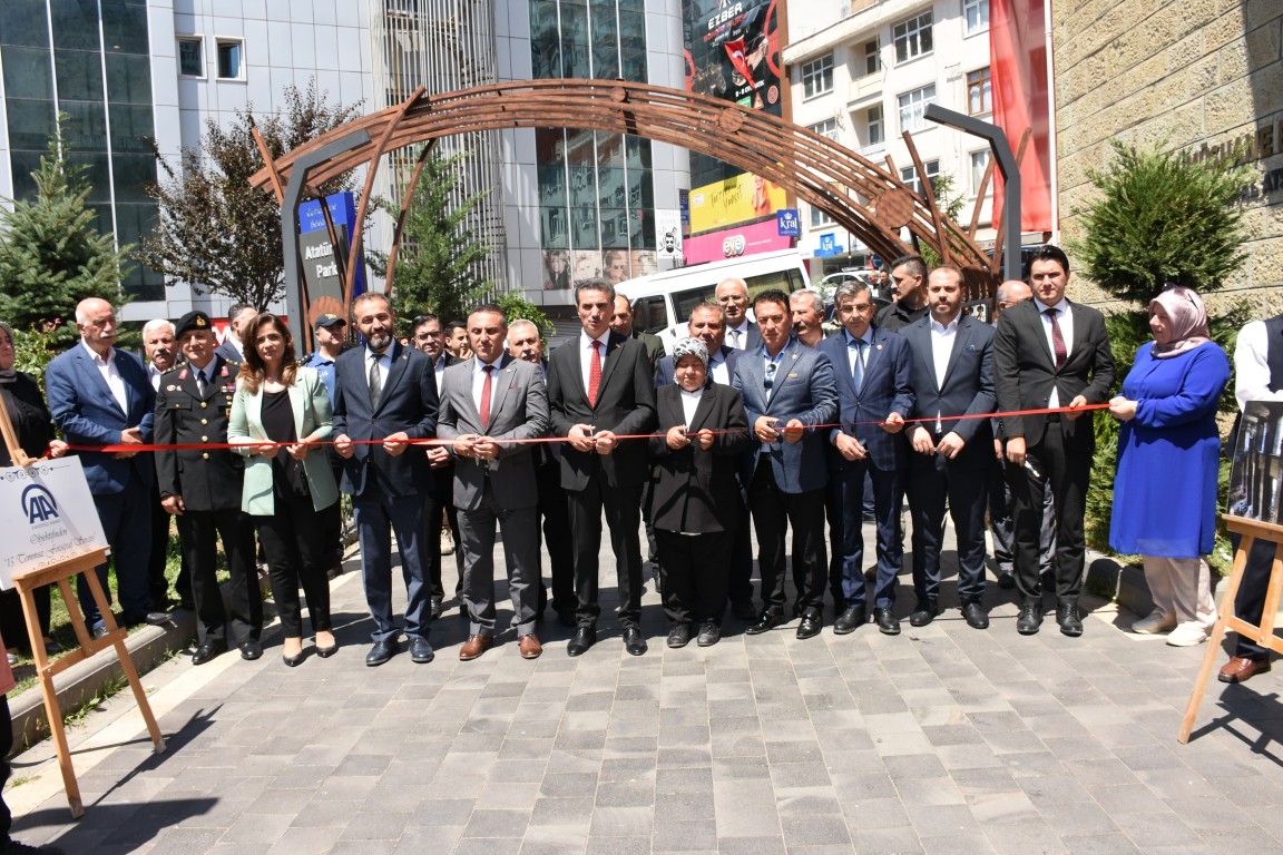 Valimiz Aydın Baruş 15 Temmuz Demokrasi ve Millî Birlik Günü Fotoğraf Sergisinin Açılışını Gerçekleştirdi