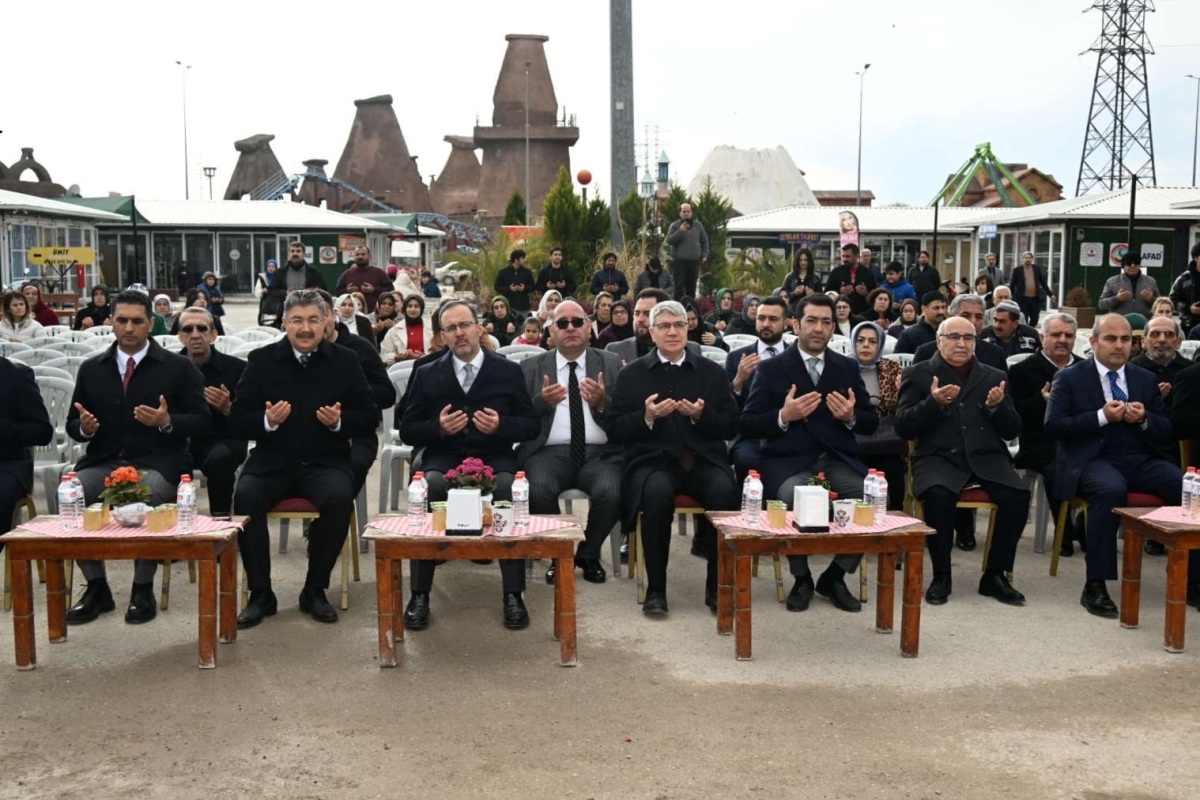 6 Şubat Depreminde Hayatını Kaybeden Vatandaşlarımız için Mevlit Programı Düzenlendi