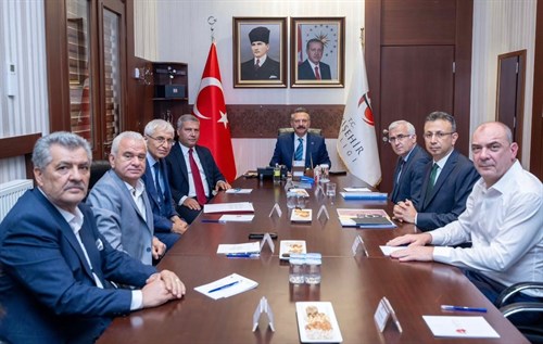 “Eskişehir Sempozyumu” için hazırlık ve koordinasyon toplantısı Valimiz Sayın Hüseyin Aksoy’un başkanlığında gerçekleştirildi.