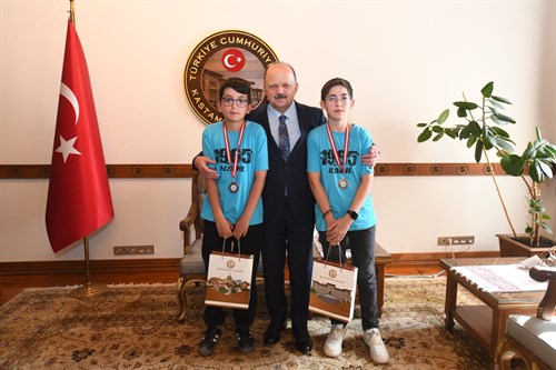 Türkiye birincilerinden Valimize ziyaret
