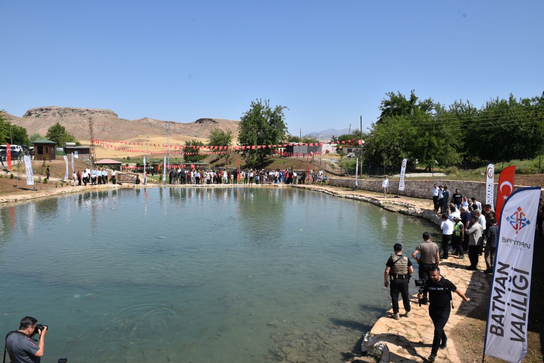 Erzen Balıklı Gölü Turizme Açıldı