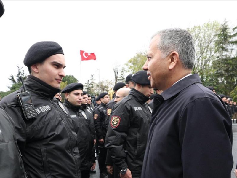 İçişleri Bakanımız Sayın Yerlikaya: İstanbul'da 407, Tokat'ta 1 ve Van'da da 1 olmak üzere 409 Şahıs Gözaltına Alındı