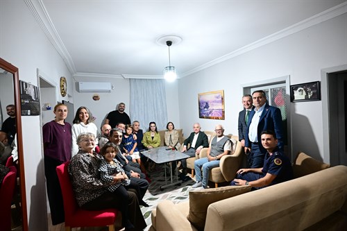 Vali Turan, Yaşlılar Günü münasebetiyle değerli büyüklerimize ziyarette bulundu…