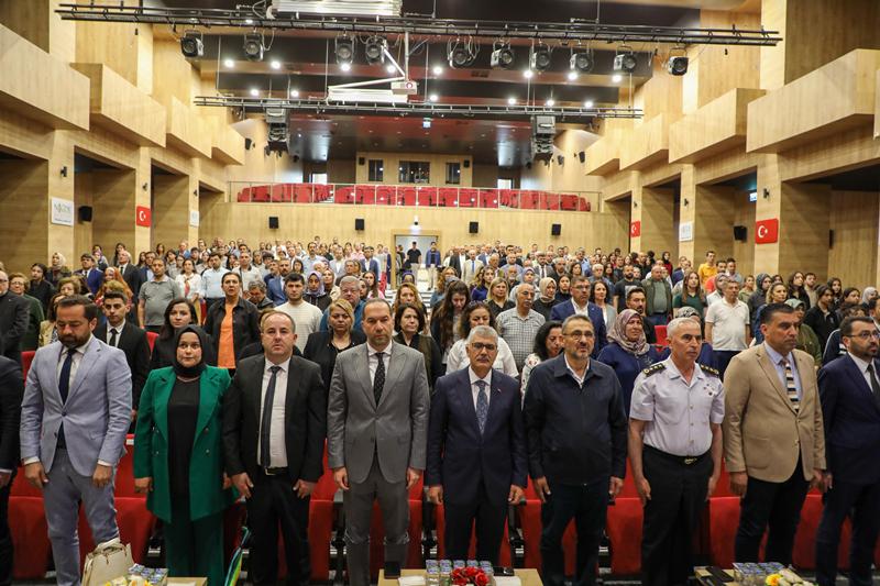 Niğde’de Ebubekir Hâzım Tepeyran Hikâye Yarışması Ödülleri Sahiplerini Buldu