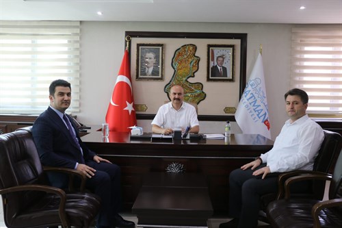 Valimiz, Tapu ve Kadastro 7. Bölge Müdürü Gökhan Taner’i Kabul Etti 