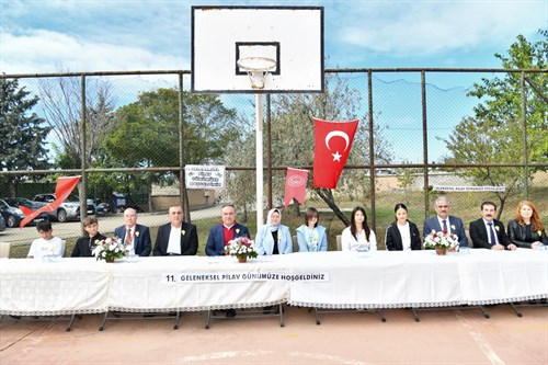 Vali Soytürk ve Eşi Nurdan Soytürk Hanımefendi Pilav Günü Etkinliği’ne Katıldı