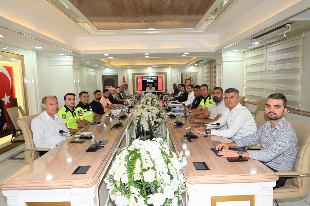 İlimizde Trafik Kazalarının Önlenmesine Yönelik Toplantı Gerçekleştirildi