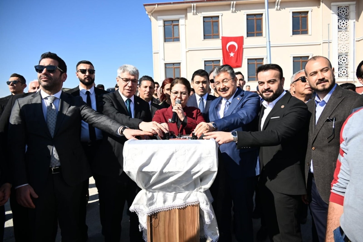 Toprakkale Hükümet Konağı'nın Temel Atma Töreni Gerçekleştirildi