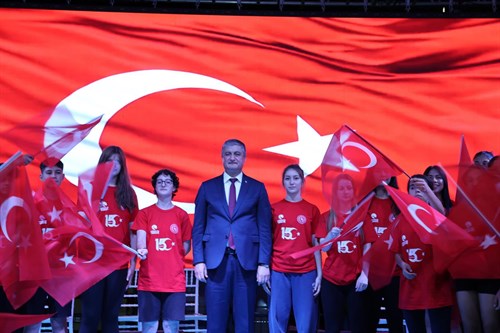 15 Temmuz: Zaferin Adı Türkiye