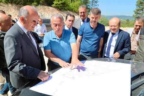Vali Erol, Sahipsiz Sokak Hayvanları İçin Yapılmakta Olan Barınak, Doğal Yaşam Alanı ve Rehabilitasyon Merkezi İnşaatlarını İnceledi