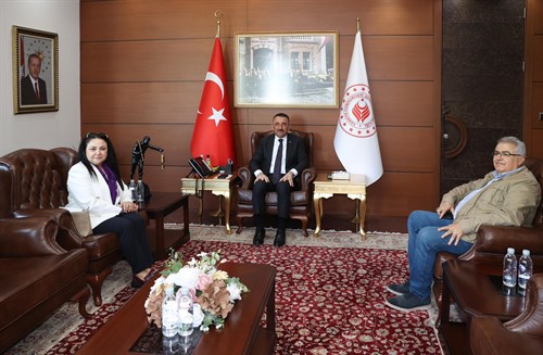 Milli Eğitim Bakanlığı Bakanlık Müşaviri Dilek Kaya, Vali Osman Hacıbektaşoğlu’nu Ziyaret Etti