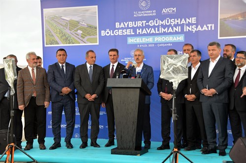 Bakan Uraloğlu, Valimiz Baruş ve Bayburt Valisi Eldivan ile Köse Havalimanı İnşaatını İnceledi