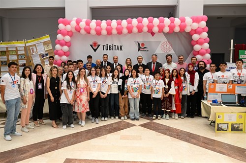 TÜBİTAK 4006-C Bilim Fuarları Festivali Proje Sergisi Açıldı