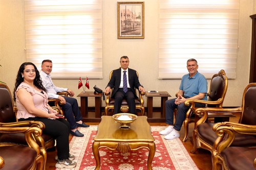 VALİMİZ SAYIN ATİLLA TOROS, MERSİN MİLLETVEKİLİ LEVENT UYSAL VE BERABERİNDEKİ HEYET İLE GÖRÜŞTÜ