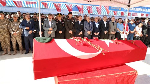 Şehidimiz Özel Harekat Polisi Mustafa Karapınar Ebediyete Uğurlandı