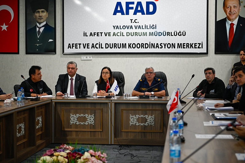 Yalova'da 7.2 Büyüklüğünde Deprem Tatbikatı Yapıldı