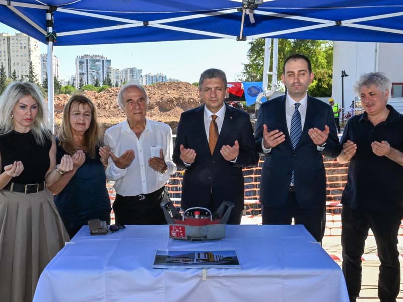 Akdeniz Üniversitesi Hastanesi Nöroloji Polikliniği Yeni Binasının Temeli Atıldı