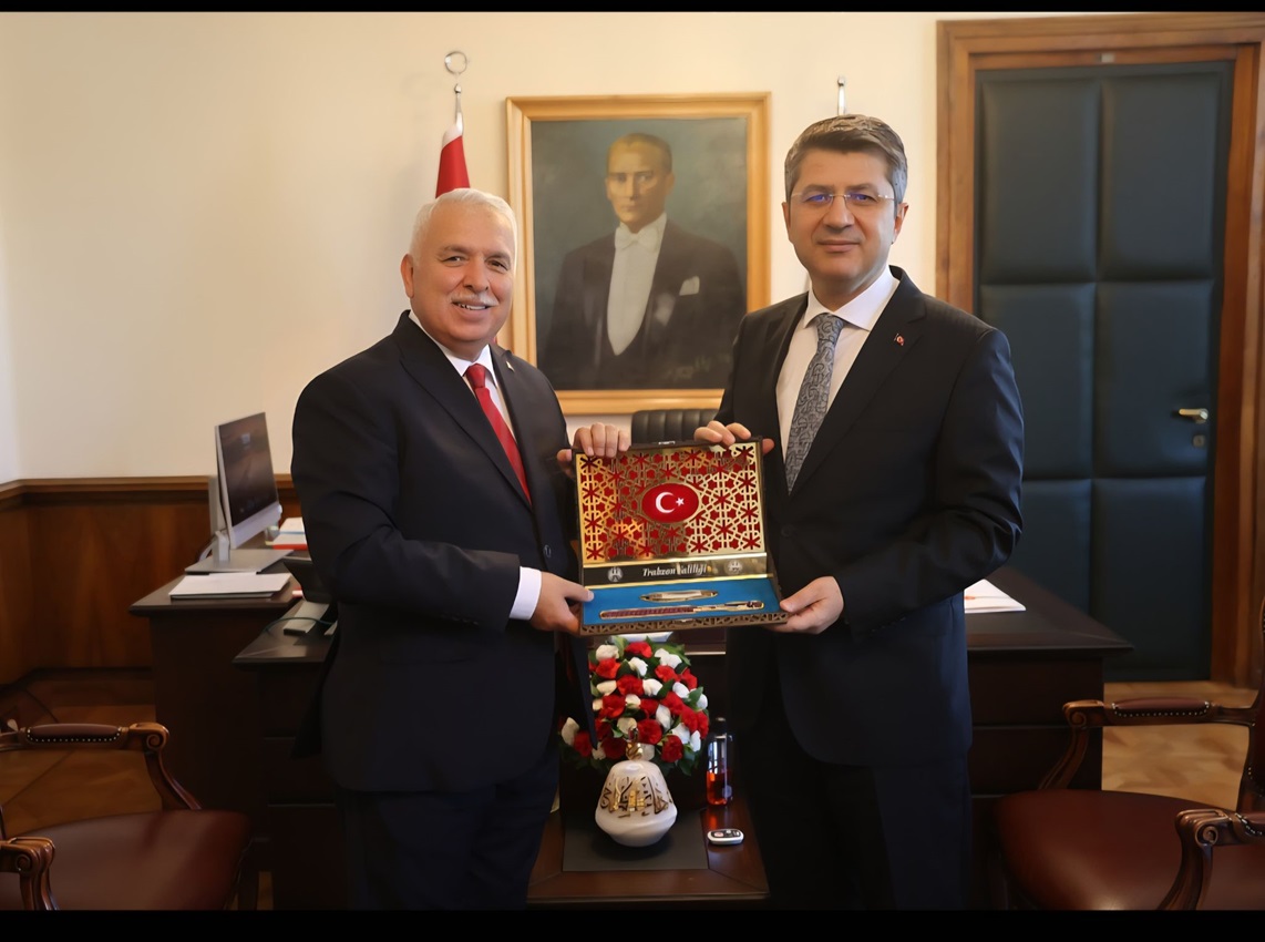 Vali Aziz Yıldırım, Türkiye Büyük Millet Meclisi'ni Ziyaret Etti