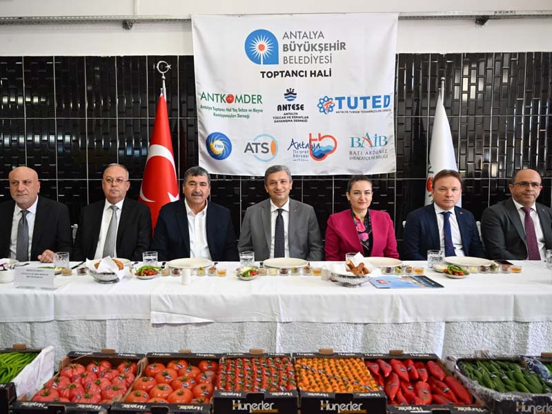Vali Şahin, Antalya Toptancı Hali’nde Çalışma Saatlerini Açıkladı 
