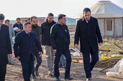 VALİ ŞEFİK AYGÖL, SÖĞÜT’TEKİ GENÇLİK KAMPI VE TEMATİK PARK PROJESİNİ YERİNDE İNCELEDİ
