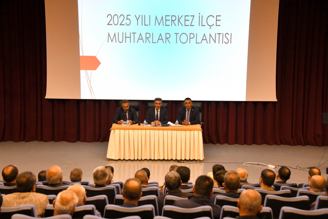 Valimiz Aydın Baruş Merkez İlçe Köy ve Mahalle Muhtarlarıyla Buluştu