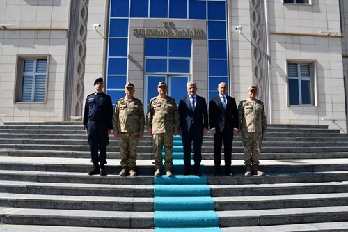 Jandarma Genel Komutanı Orgeneral Sayın Ali Çardakçı, Valimiz Sayın Mehmet Makas'ı Ziyaret Etti