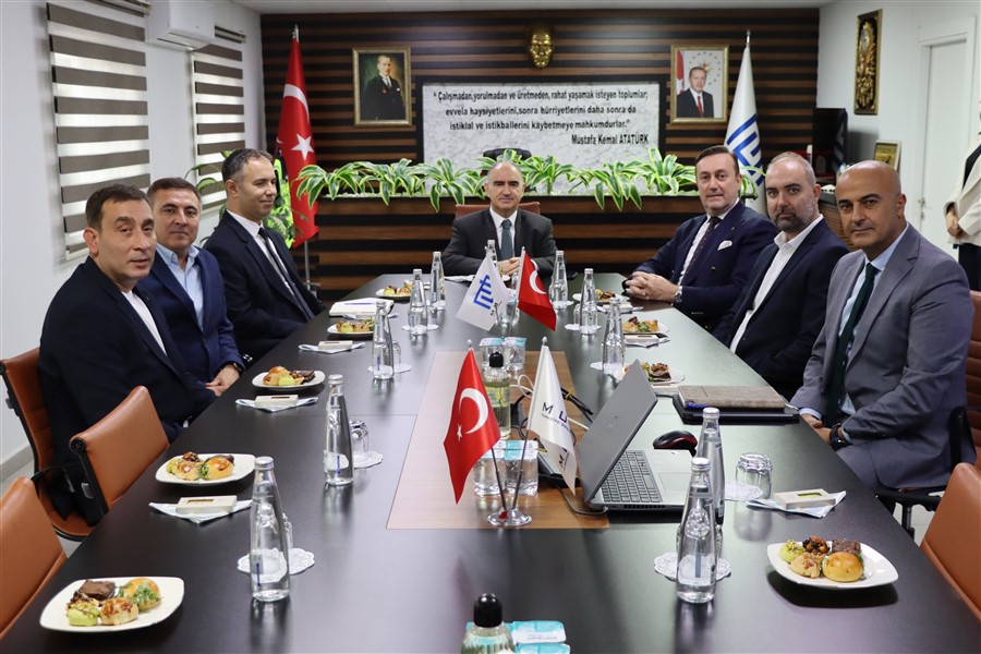 Vali Özkan’dan Muradiye OSB’ye Ziyaret: Geleceğin Sanayi Vizyonu Değerlendirildi