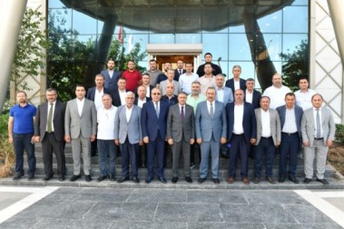 Vali Şıldak, Sanayici Ve Üreticilerle Buluştu
